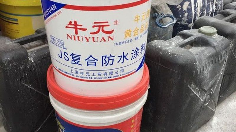 小标题：高层建筑防水的重要性
